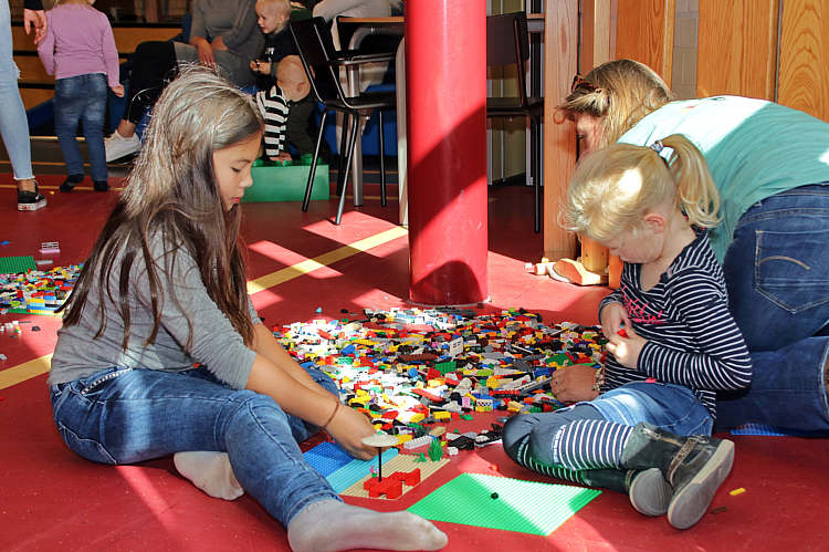 LEGO speelmiddag door Speeltuinvereniging Speelvreugd_23